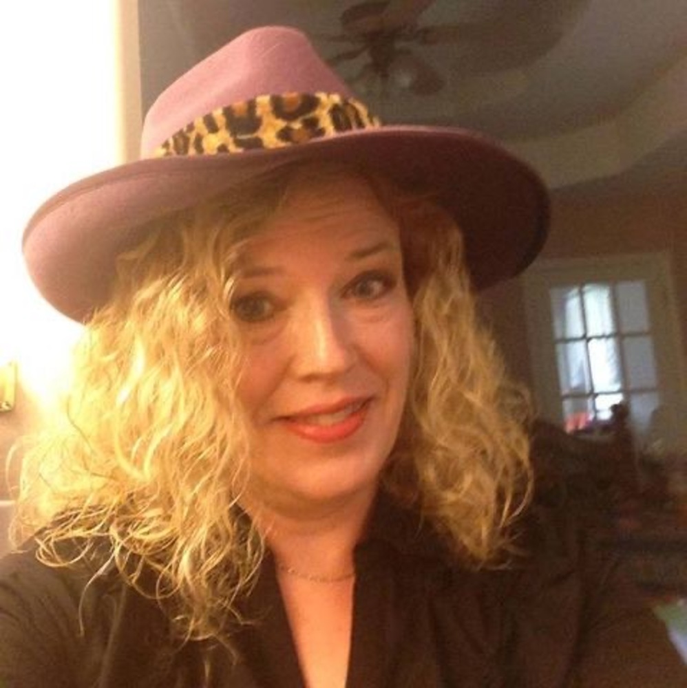 Meet your Posher, Brenda